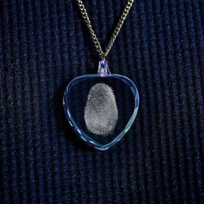 Kristallfoto, 3D-Lasergeätztes Bild, gravierte Halskette mit Herz-Fingerabdruck-Kristall, Erinnerungs-Geburtstagsgeschenke für Mama, Papa, Männer, Frauen, Ihn, angepasste Jubiläumsgeschenke