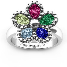 Blumen Ring: Wie wir bei Personalisiertekette Schmuck aus Liebe machen