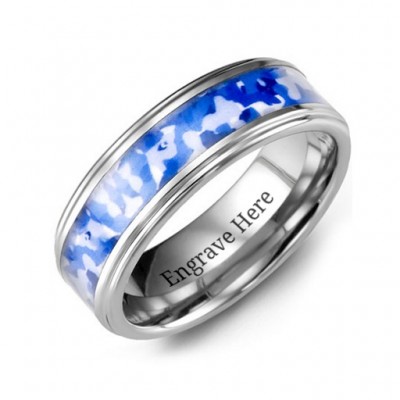 Gerillten Wolfram Ring mit Royal Blue Camouflage Insert