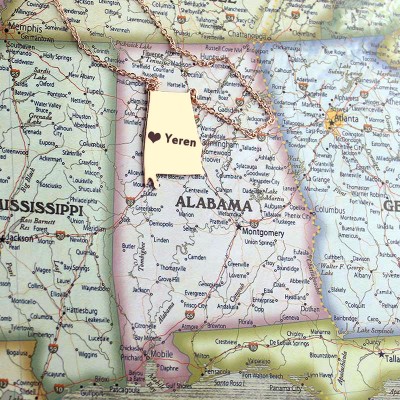 Individuelles Alabama State USA Karte Halskette mit Herz Namen Rose Gold