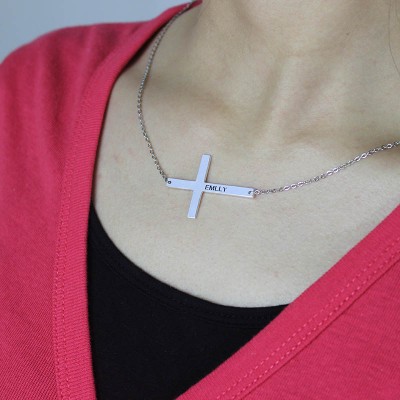 Silber lateinisches Kreuz Halskette Gravierte Namens 1,25"