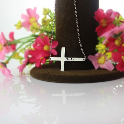 Gravierte Silber Latin Kreuz Name Halskette 1.6"