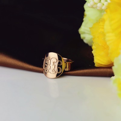 Feste Rose Gold mit eingraviertem Monogramm Itnitial Ring