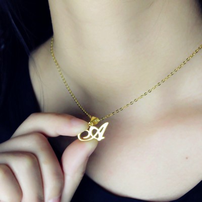 18 karätigem Gold überzogen Christina Applegate Initial Halskette