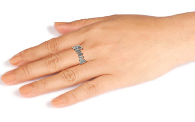 Dein Name in Silber: Ein Blick hinter die Magie des Cut-Out Rings