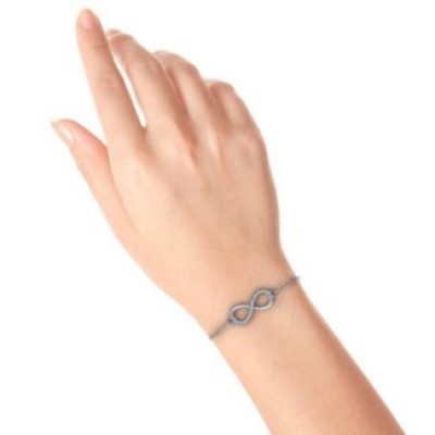 Personalisierte Infinity Armband mit einzelnem Accent Row