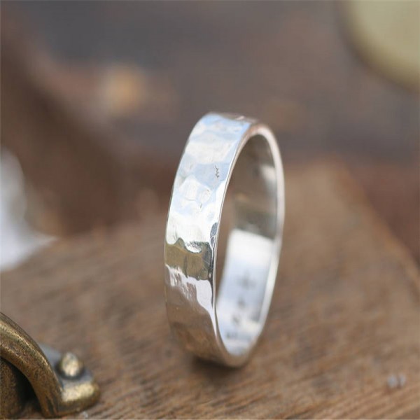 Gehämmert Personalisierte Silber Ring