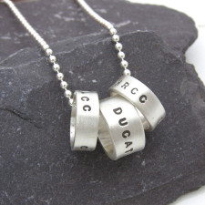 Personalisierte Hoops aus Sterling Silber | Deine Geschichte am Ohr | Personalisiertekette