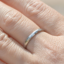 Der 18K Gold Ehering: Eine Liebesgeschichte in Perfektion