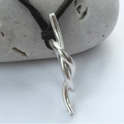 Personalisierte Unisex Silber Knot Halskette