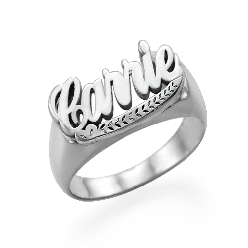 Sterling Silber &quot;Carrie&quot; Name Ring