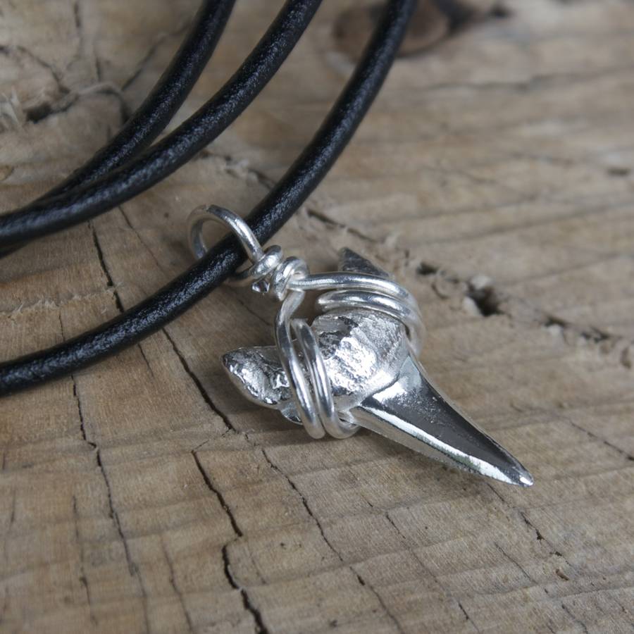 Silber Sharks Tooth Halskette