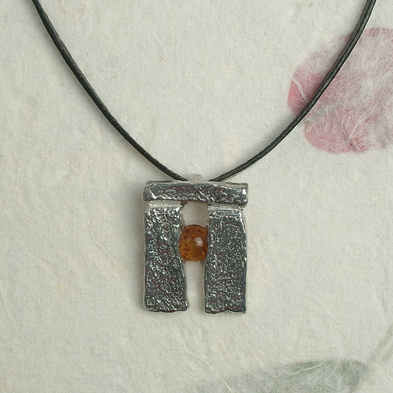 Stonehenge Rising Sun Halskette